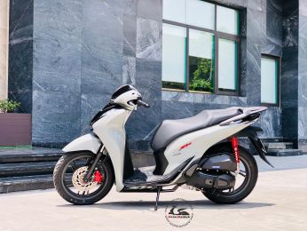 SH 2023 ABS 160cc  29E2-994.78  (Lăn bánh 200km)