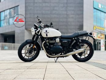 Triumph Street Twin 900cc  29A1-152.48