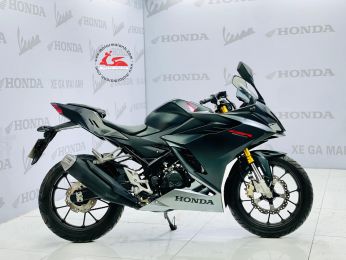 Honda CBR 150R 2022  29X2-138.03