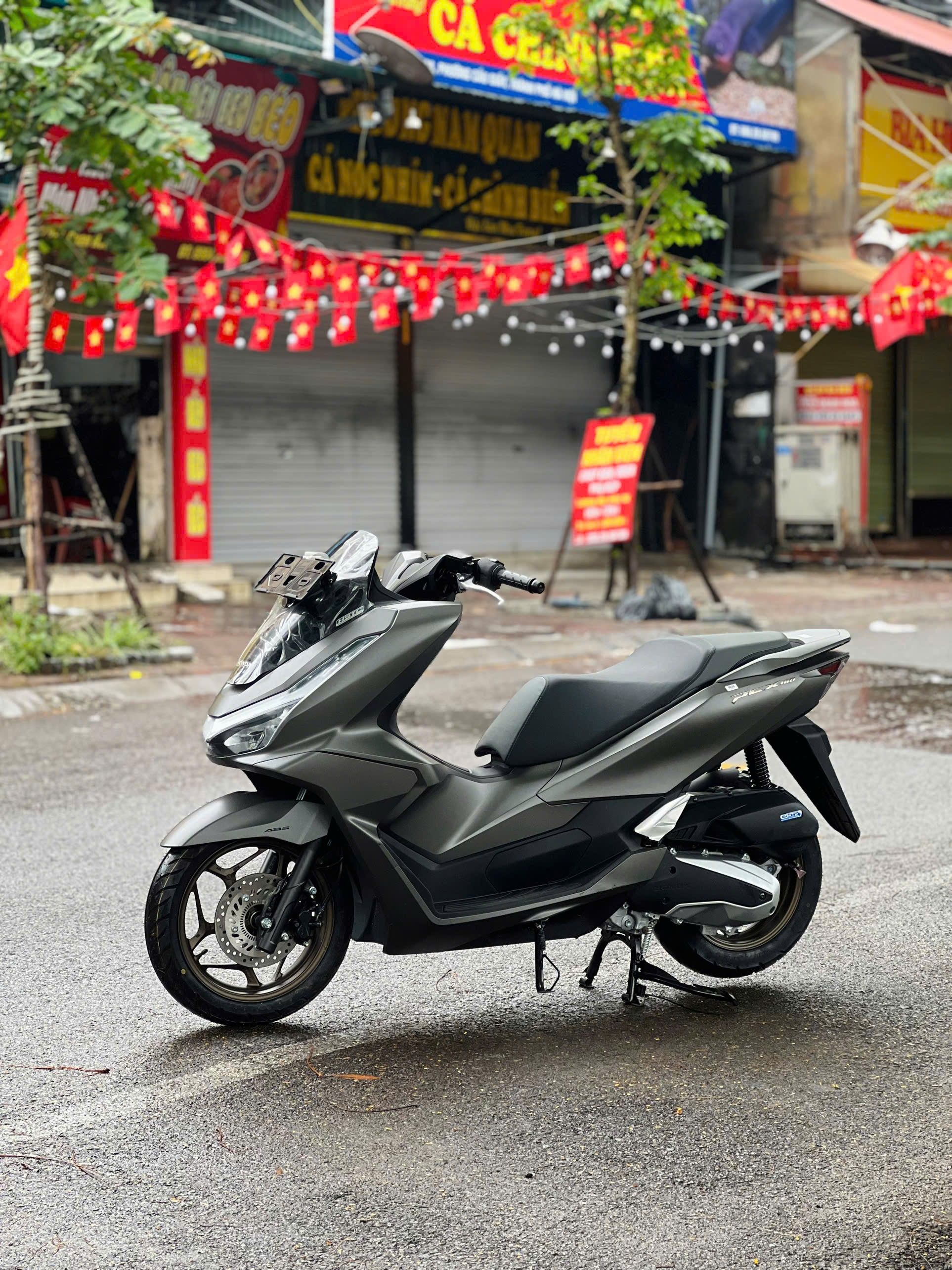 Honda Pcx 160 2025 new xám Honda Pcx 160 2025 new xám