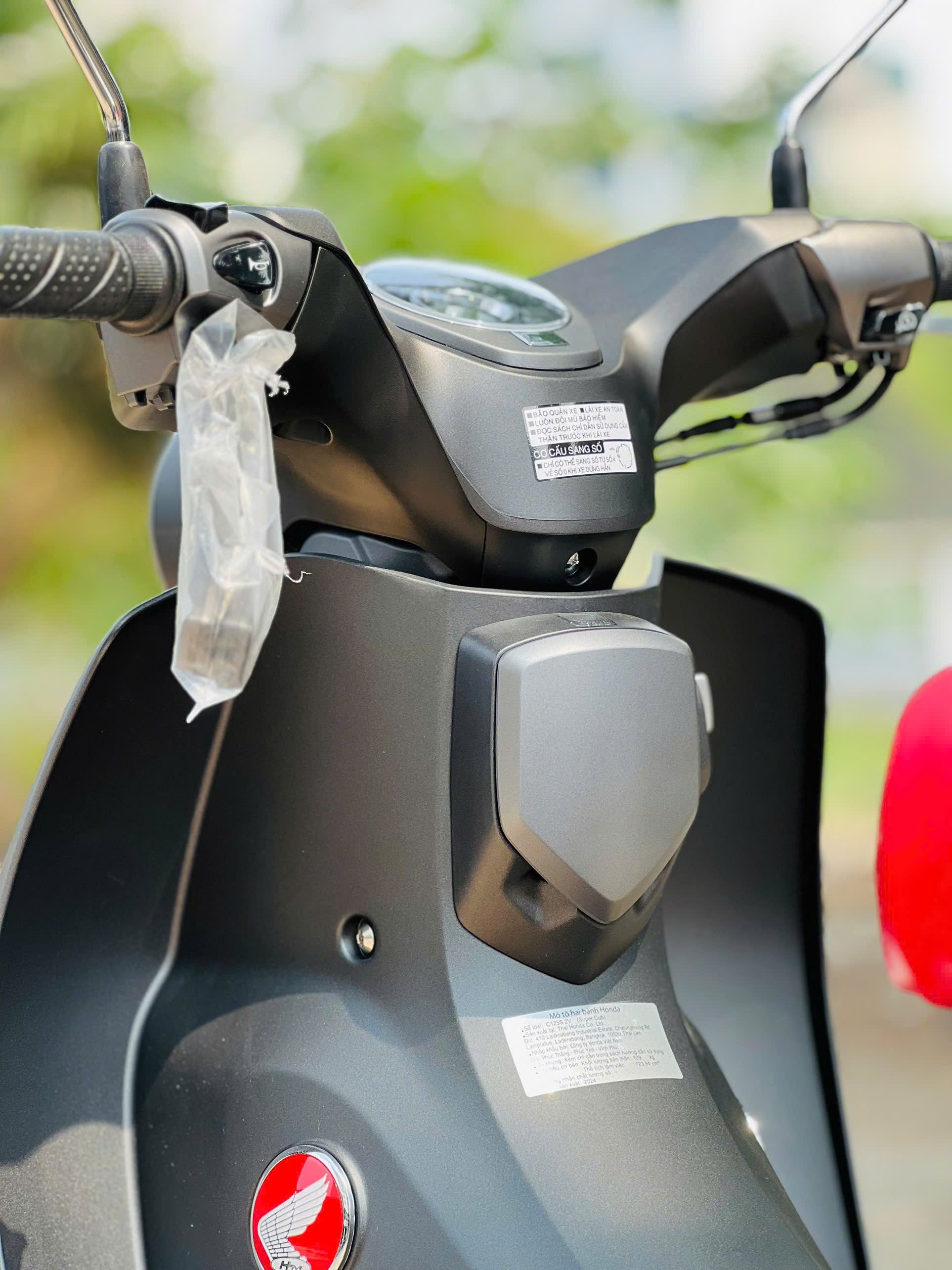 Honda super cub 125 new đen Honda super cub 125 new đen