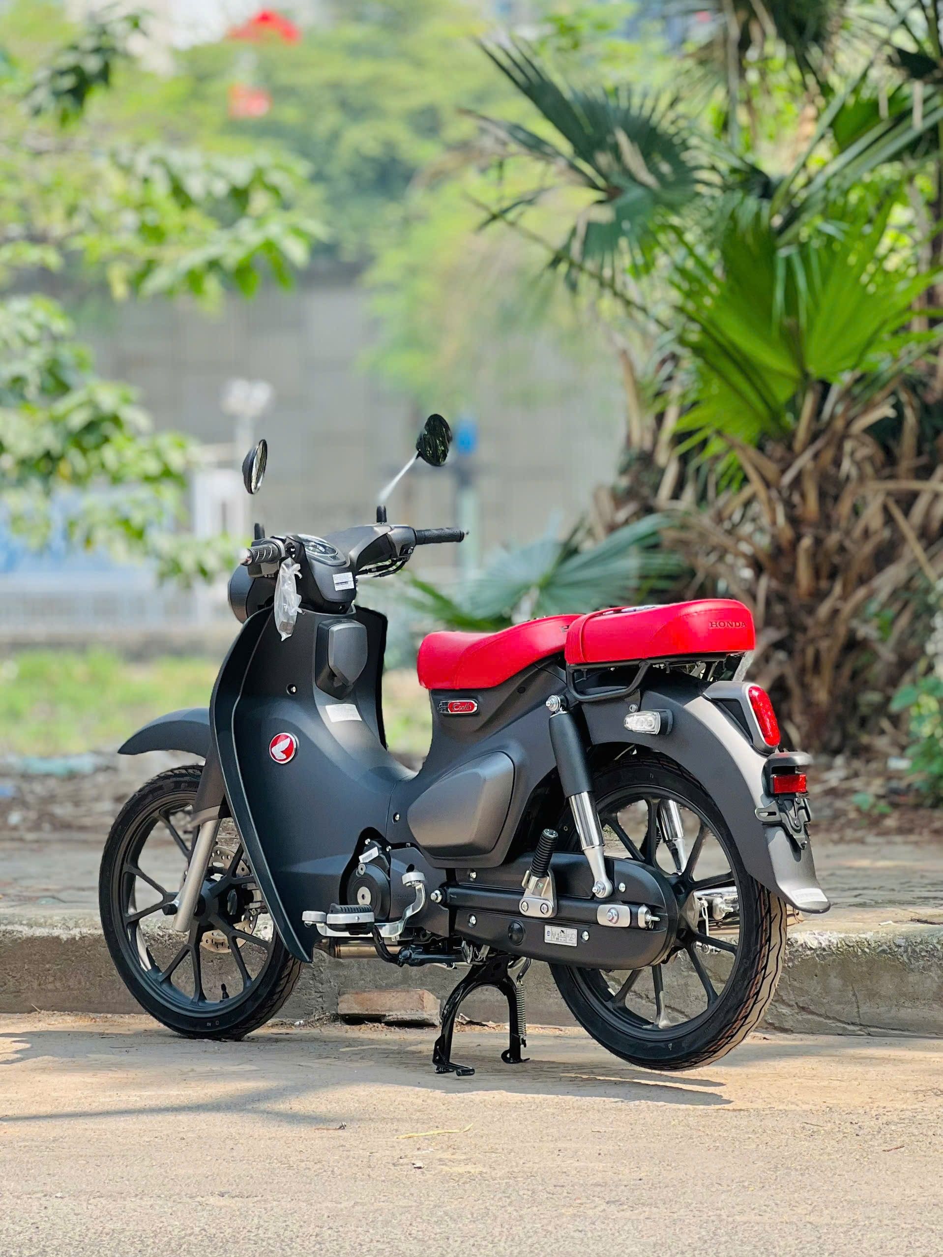 Honda super cub 125 new đen Honda super cub 125 new đen