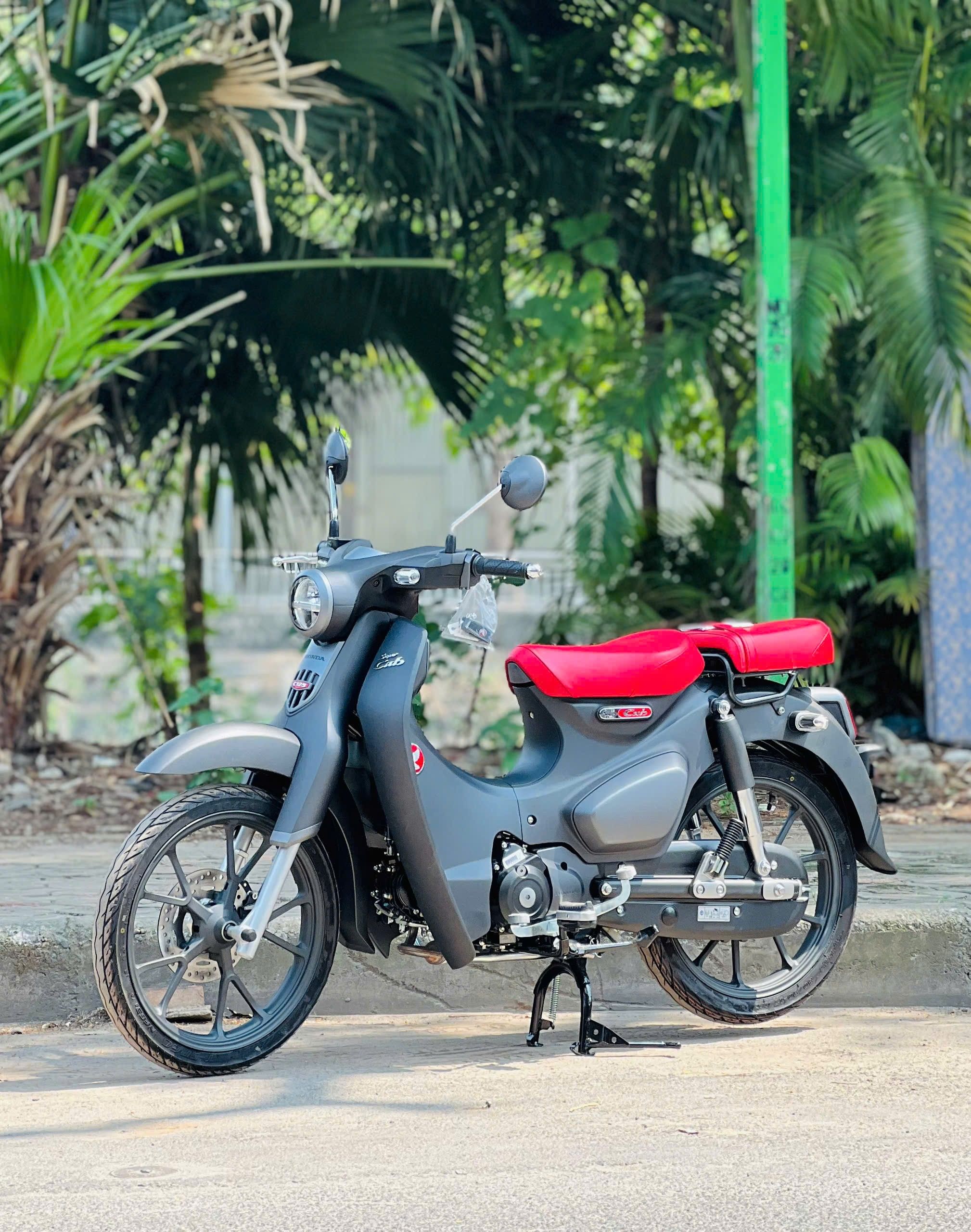 Honda super cub 125 new đen Honda super cub 125 new đen