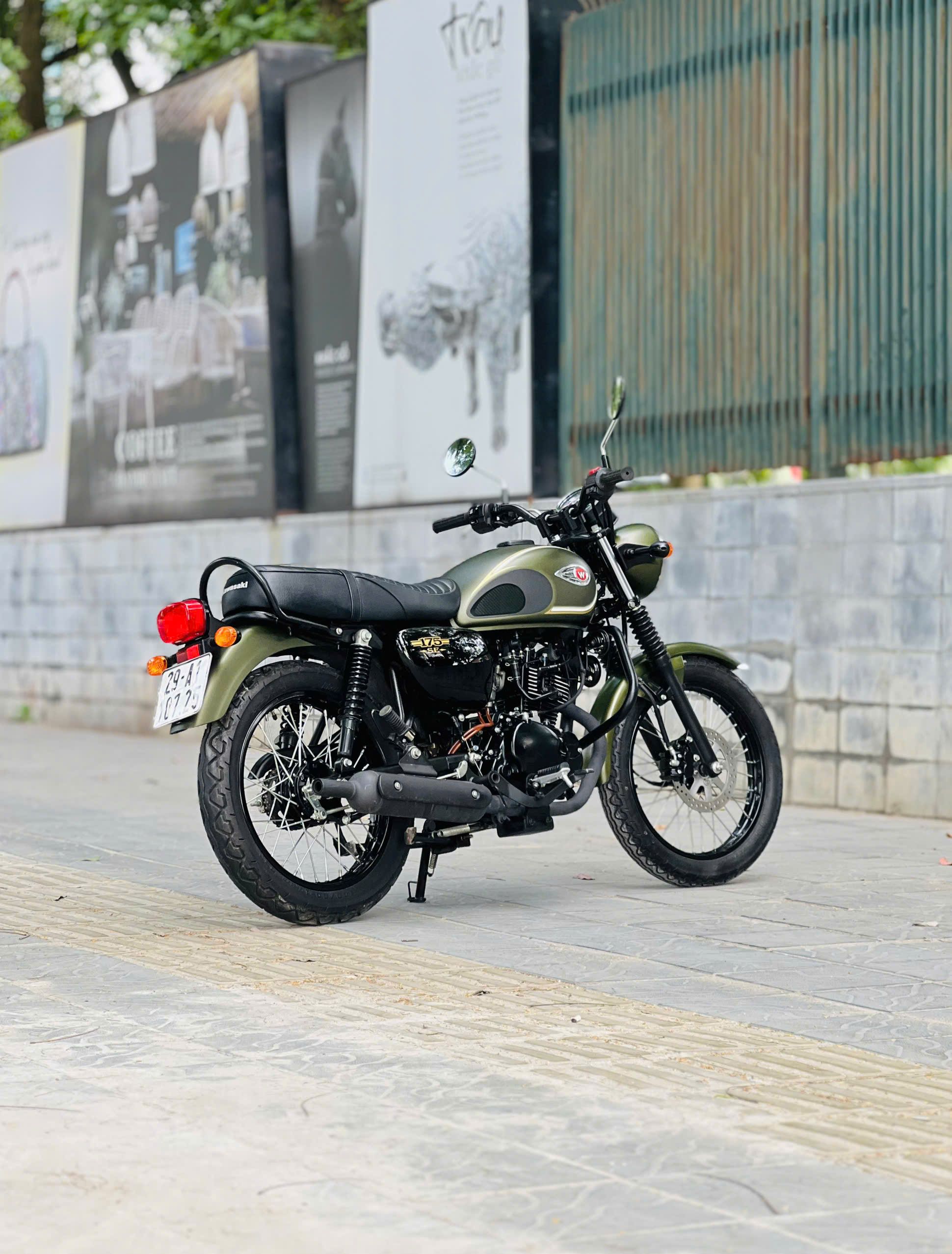 Kawasaki w175 2018  29A1-107.25 Kawasaki w175 2018  29A1-107.25