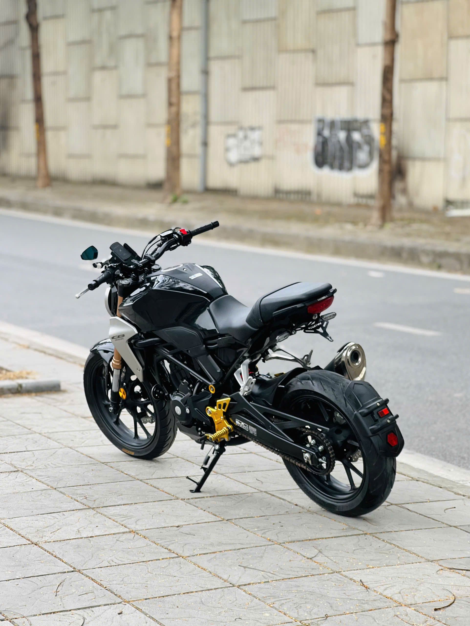 Honda CB 300R 2021 thu hồi biển Honda CB 300R 2021 thu hồi biển