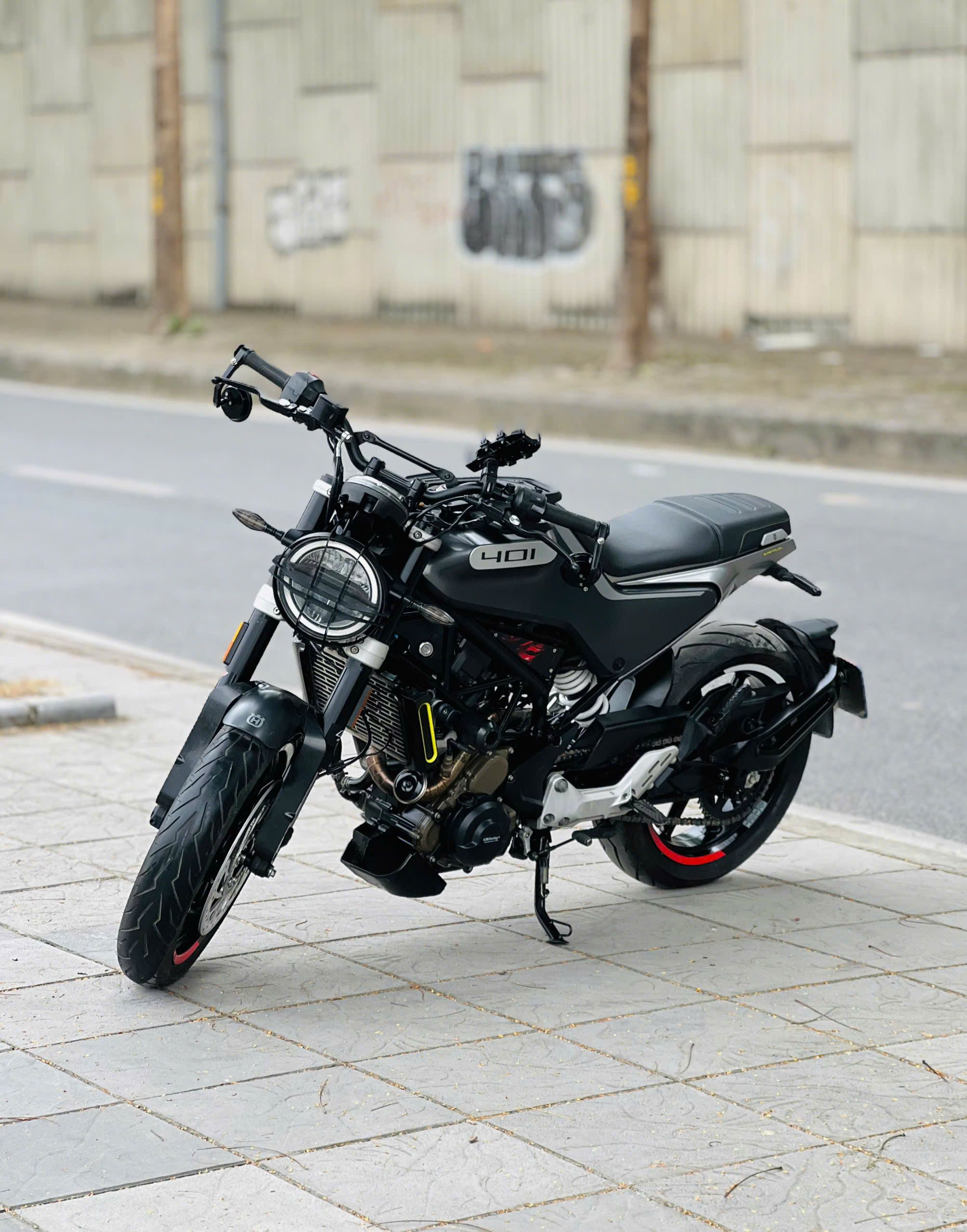 Husqvarna Svartpilen 400 2022 18A1-003.97 Husqvarna Svartpilen 400 2022 18A1-003.97