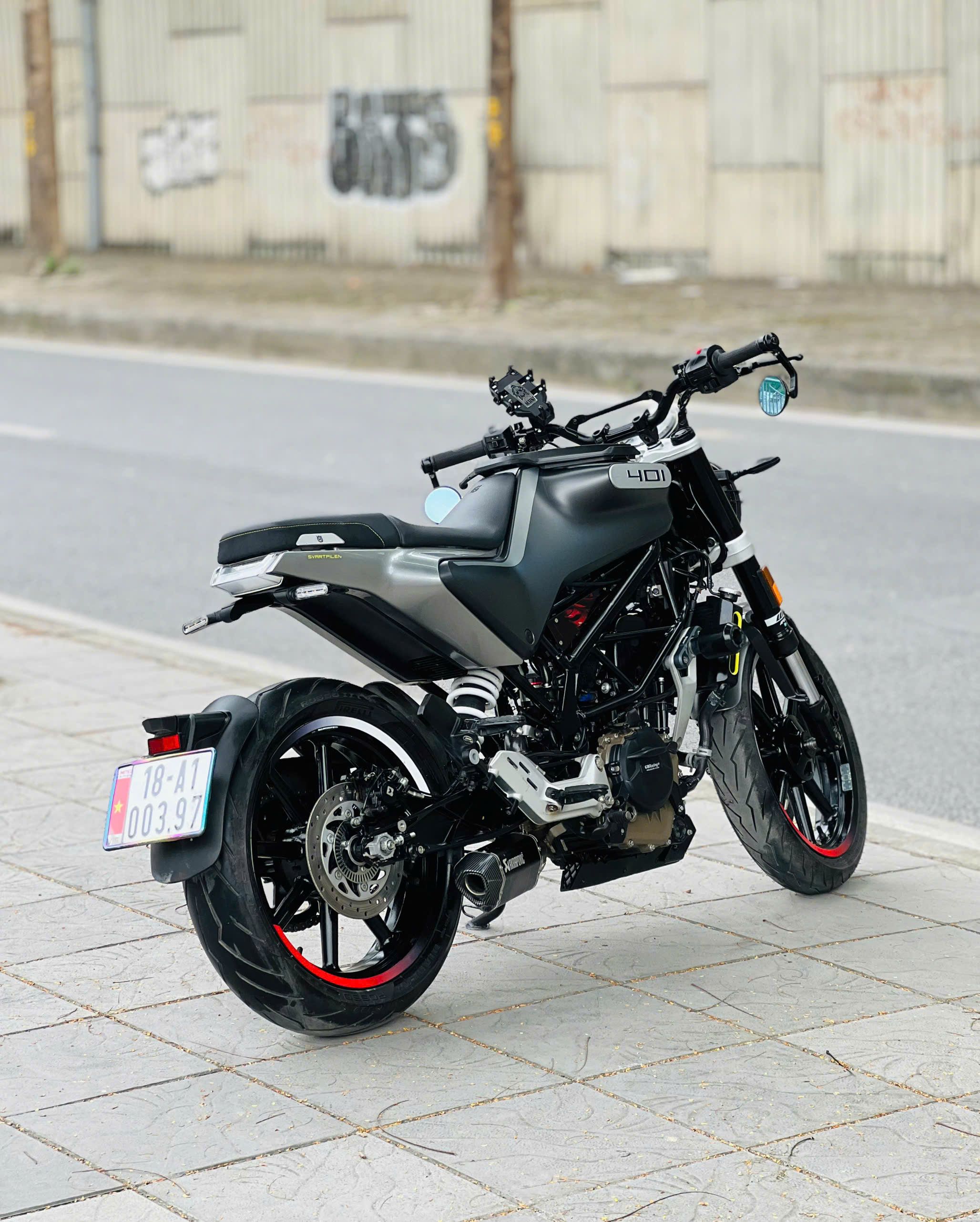 Husqvarna Svartpilen 400 2022 18A1-003.97 Husqvarna Svartpilen 400 2022 18A1-003.97