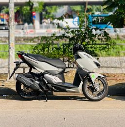 Honda Vario 160 2025 xe mới Màu xi măng