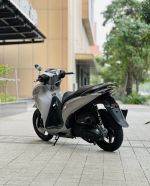 Honda SH 350i 2022 thu hồi biển