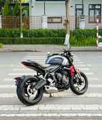 Triumph Trident 660 2022 thu hồi biển xác bạc